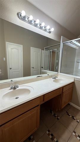 Building Photo - 929 Mesa Vista Dr