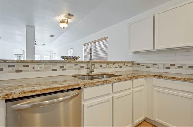 Building Photo - 21415 Somerset Park Ln