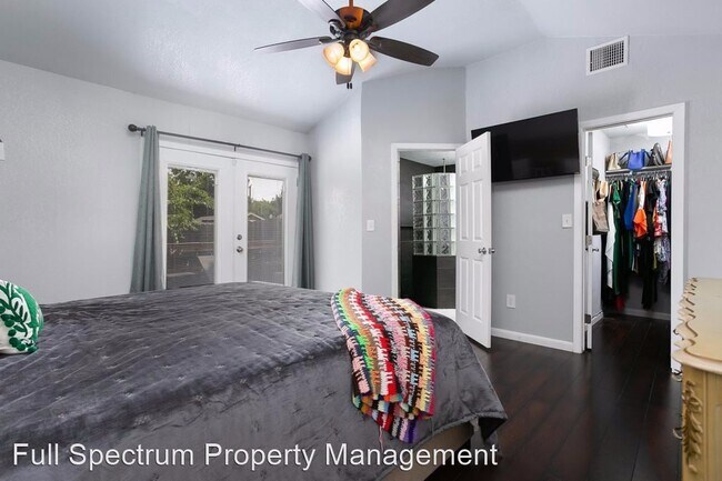 Building Photo - 2 br, 2 bath House - 703 Eleanor