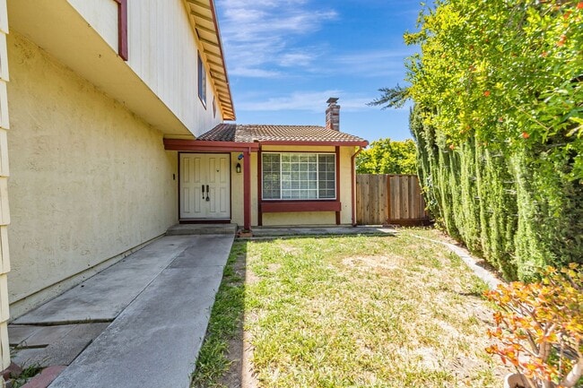 Building Photo - Spacious 4-Bedroom Home in Prime Milpitas