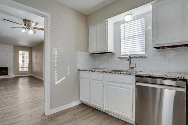 Primary Photo - 10650 Steppington Dr