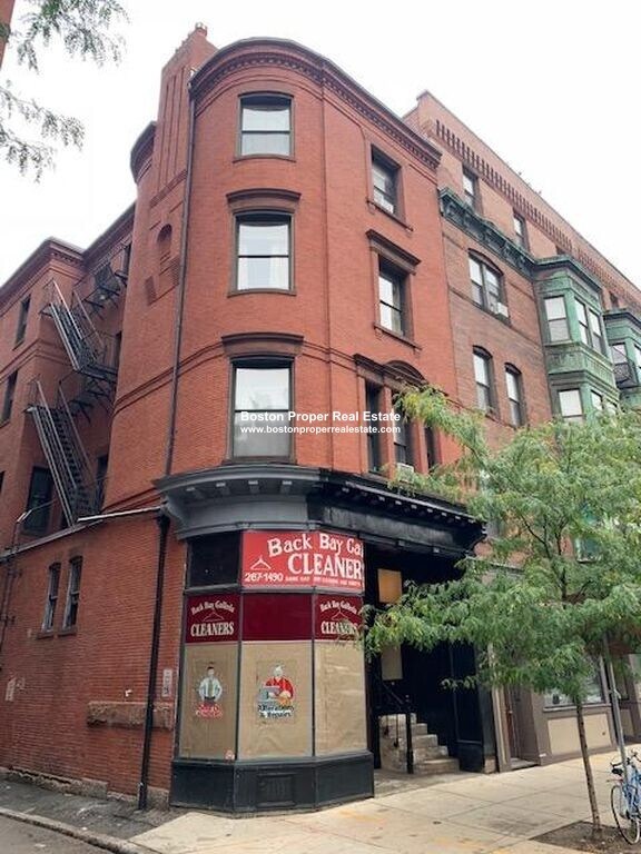 Building Photo - 27 Massachusetts Ave