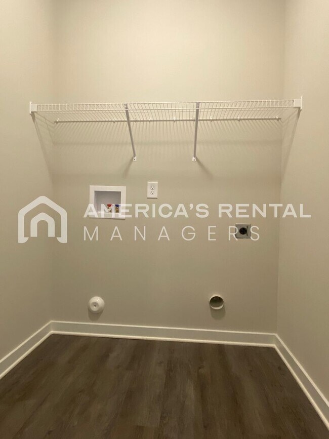Building Photo - Home for Rent in the St James Subdivision in Pinson, AL!!! AVAILABLE NOW!!! DEPOSIT PENDING