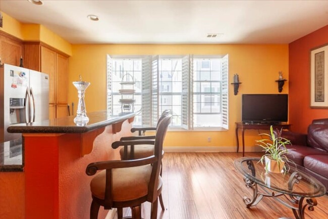 Primary Photo - 4 Bedroom Townhome in Dublin