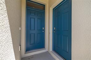 Building Photo - 2893 House Finch Rd