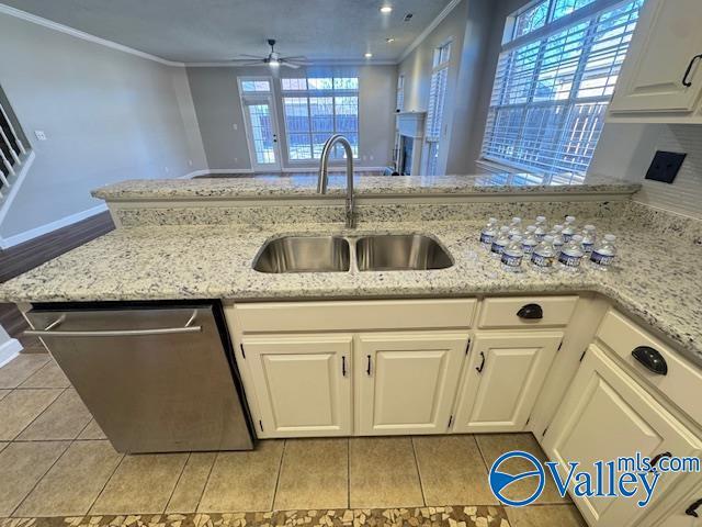 Building Photo - 492 SW Sussex Dr