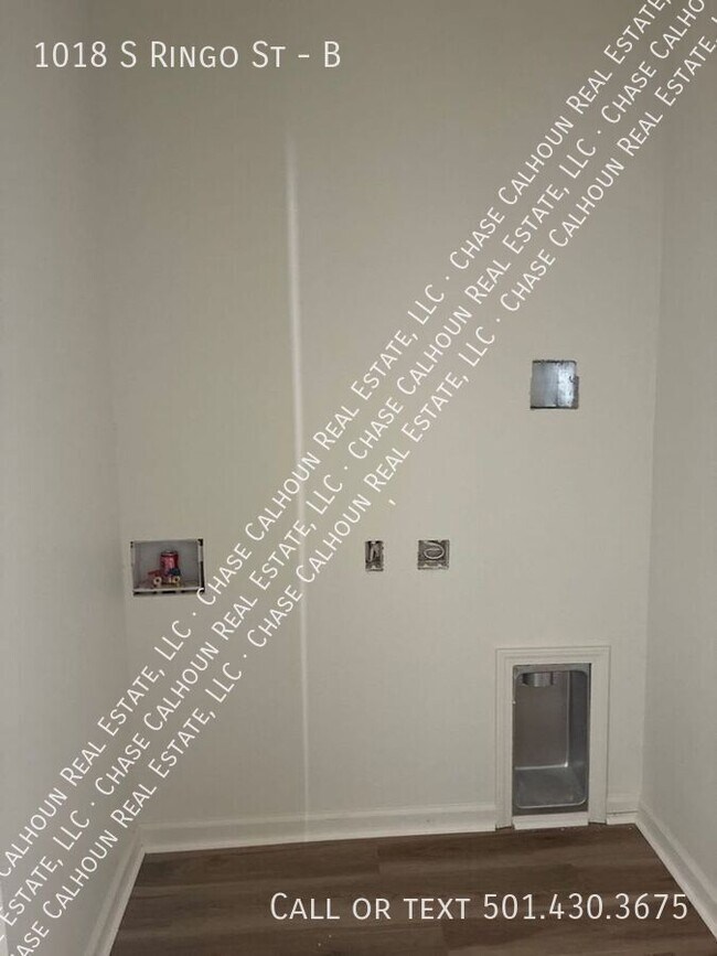 Building Photo - 1018 S Ringo St