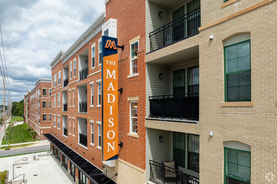 Building Photo - The Madison at Greenwood