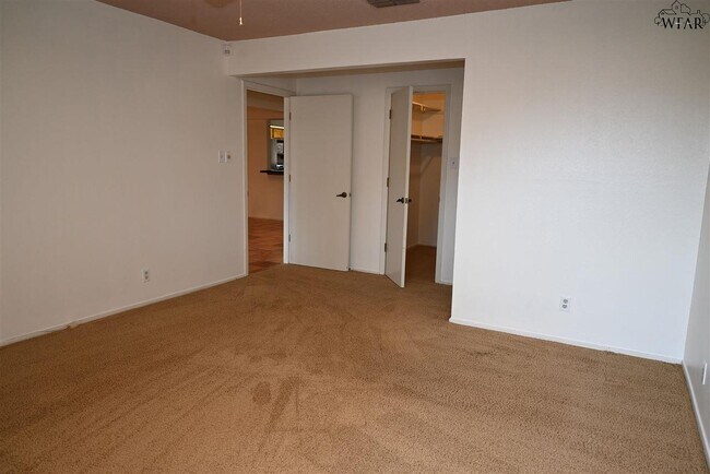Building Photo - 2814 Mill Valley Dr