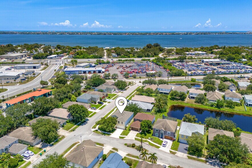 Building Photo - 2223 Dryden Ct