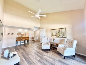 Building Photo - AVAILABLE NOW! Recently Remodeled 2 Bedroom 1 Bathroom Apartment in Indio