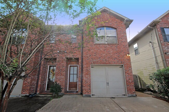Primary Photo - 4418 King St