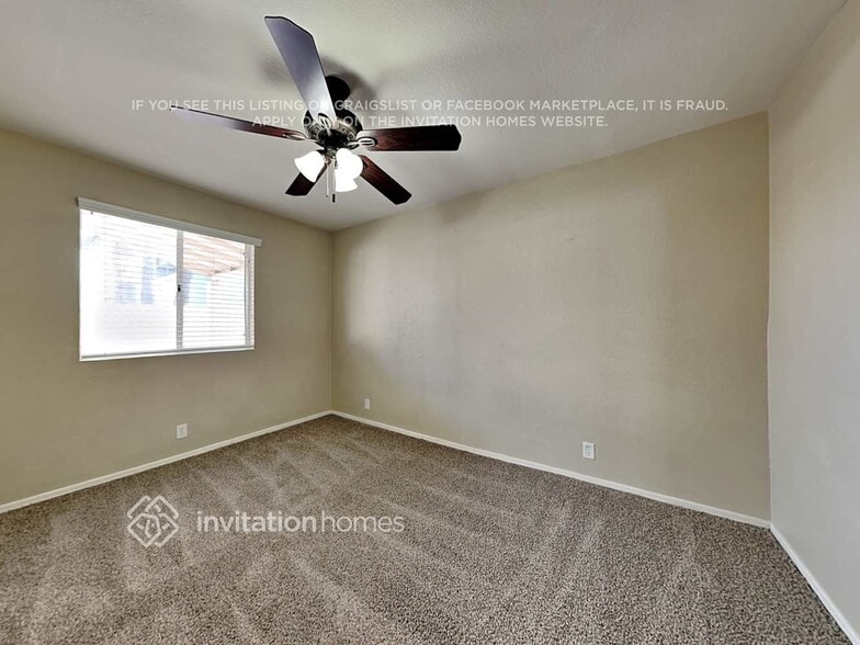 Building Photo - 8849 W Fairmount Ave