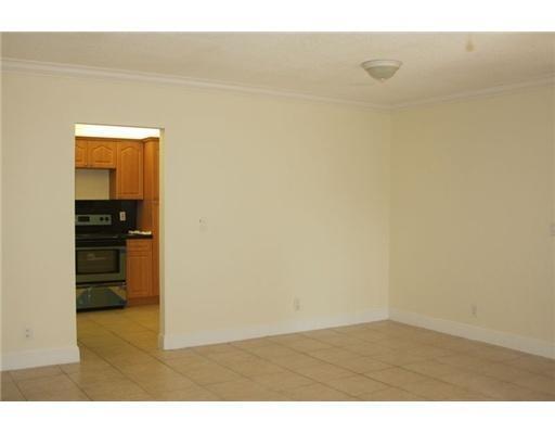 Building Photo - 3840 Coral Tree Cir