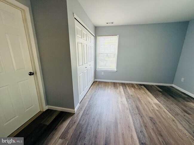 Building Photo - 4405 Waterperry Ct