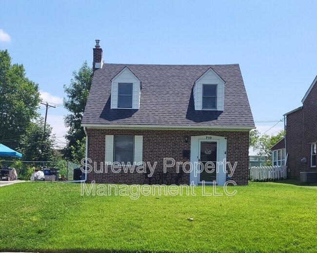 Building Photo - 710 Braxton Rd