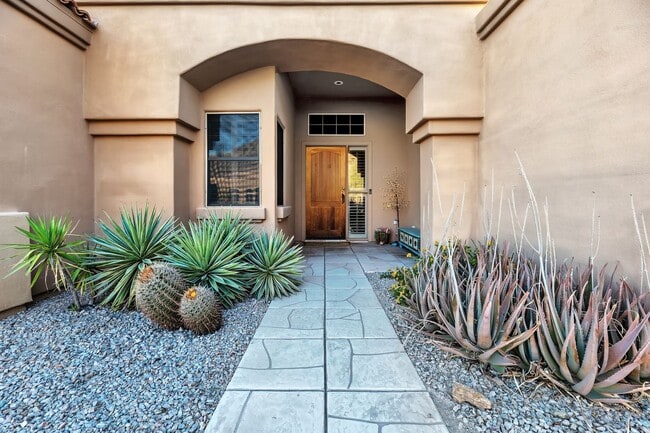 Building Photo - Discover Luxury Living at McDowell Mountai...