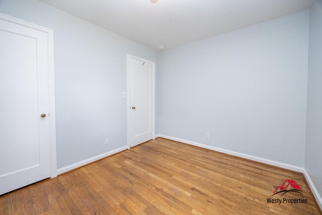 Building Photo - 1811 SE Salmon St