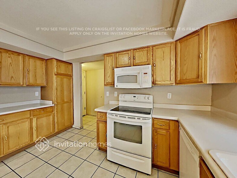 Building Photo - 21380 E 40th Ave