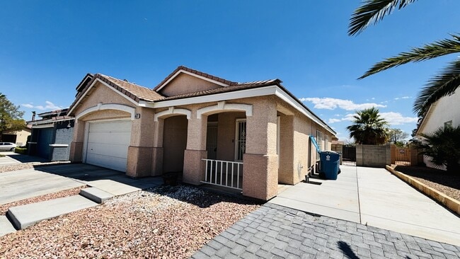 Building Photo - 6577 Sweetzer Way