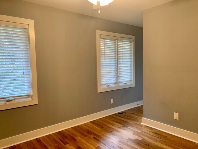 Building Photo - Charming Southern Pines Home on a Spacious...
