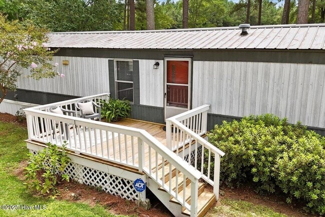 Building Photo - 10317 Giles Rd