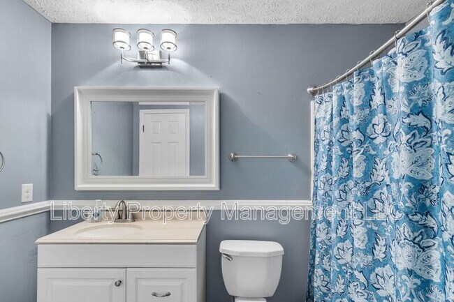 Building Photo - 6799 Buttermere Dr