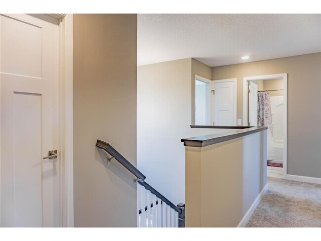 Building Photo - 1574 Edgebrook Ln