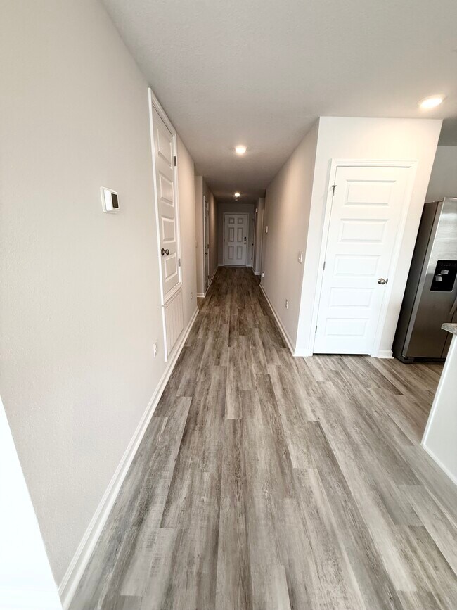 Building Photo - 4335 Redbay Ct