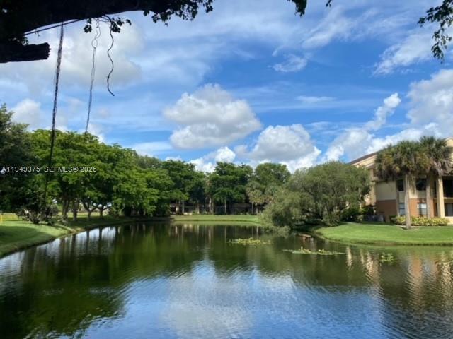 Building Photo - 9999 Summerbreeze Dr