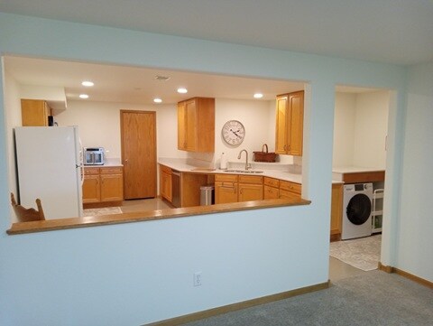 Building Photo - 1648 Northbrook Dr