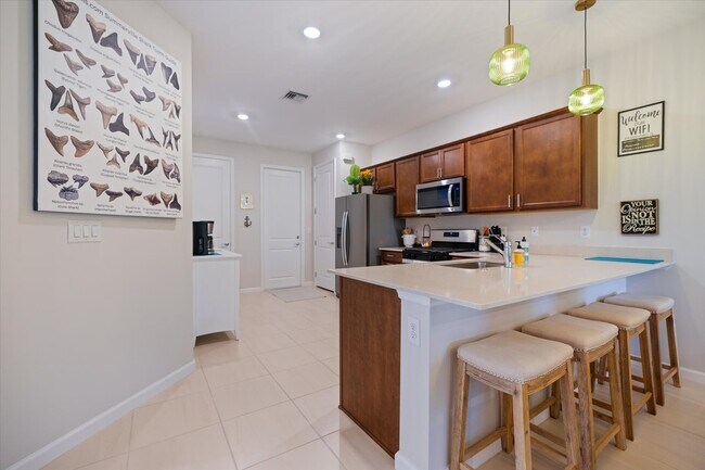 Building Photo - 25037 Pearl Lk Cir