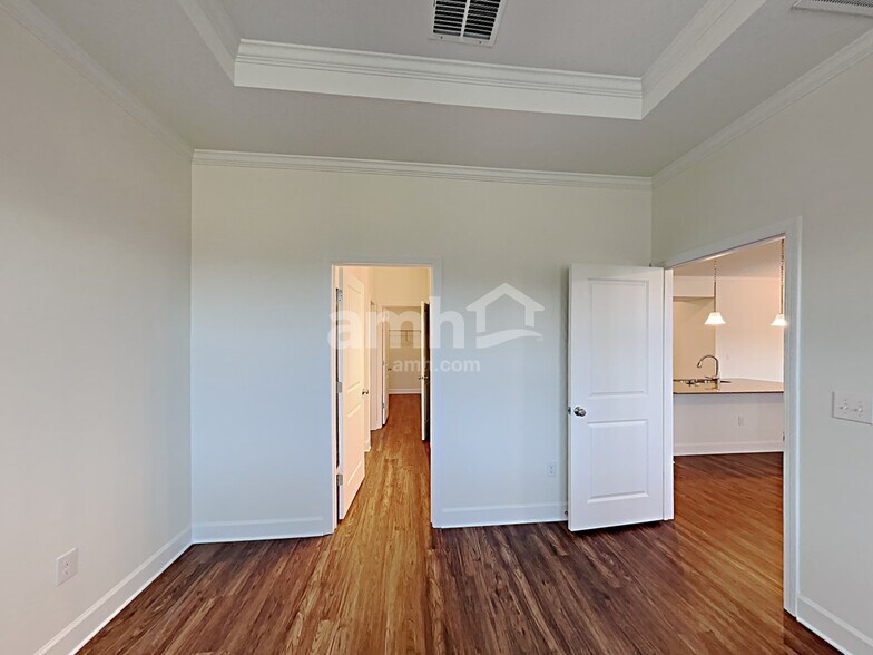 Building Photo - 3537 S Bartlett Way
