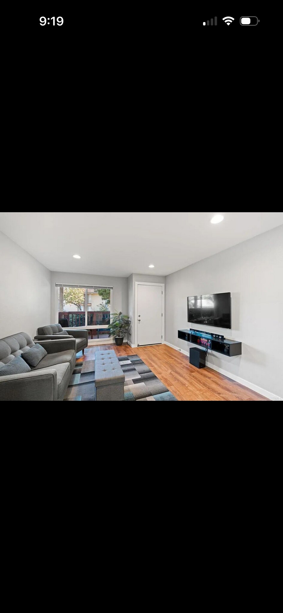 Building Photo - 745 E Bradley Ave