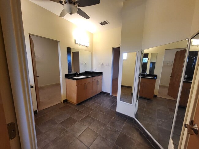 Building Photo - Contemporary Home in Woodlawn Terrace