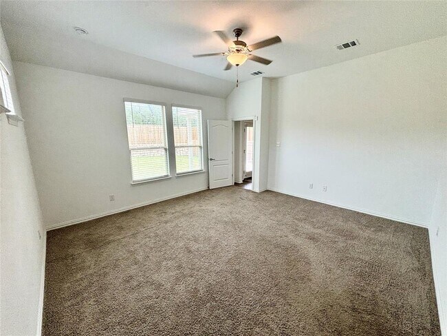 Building Photo - 1010 Ridge Runner Dr