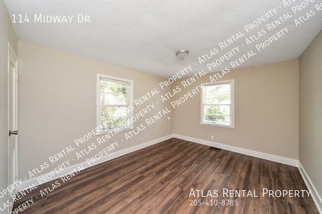 Building Photo - 114 Midway Dr