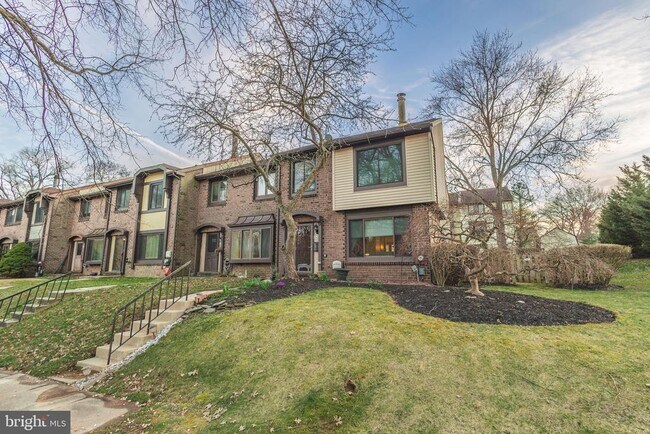 Building Photo - 3473 E Gate Pl