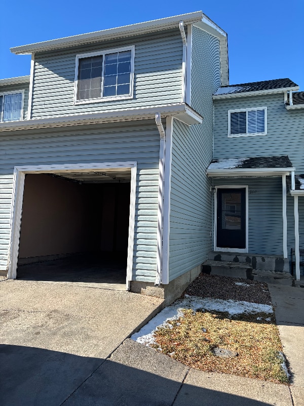 Building Photo - 3777 E 121st Ave