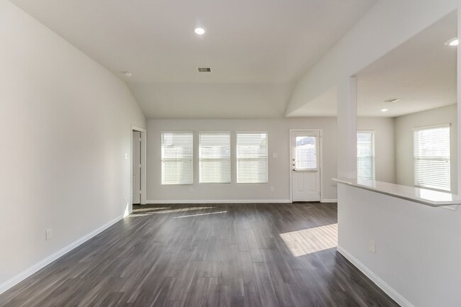 Building Photo - 2603 Montecito Ln