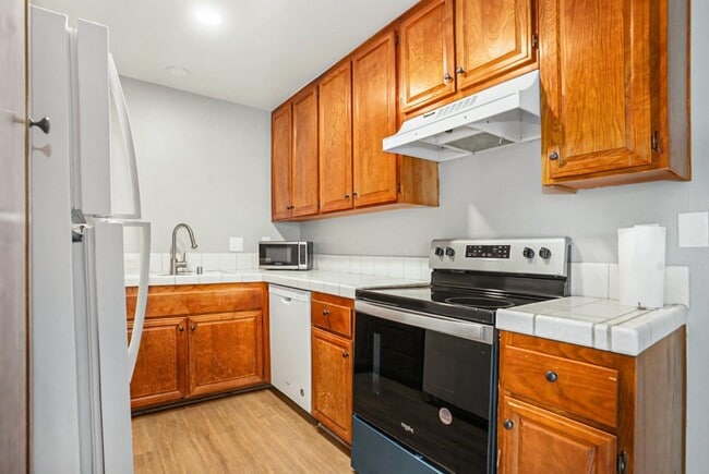 Building Photo - 3857 Camino Lindo