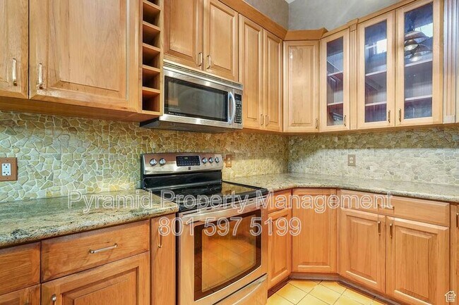 Building Photo - 14600 S Shaggy Mountain Rd