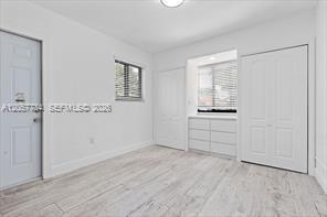 Building Photo - 4328 SW 9th Terrace