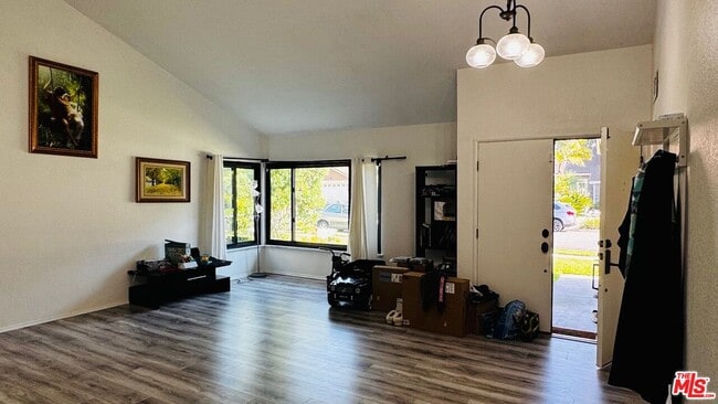 Building Photo - 6479 Bradley Pl