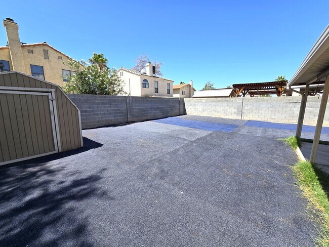 Building Photo - 2 Story 4 Bedroom House Just painted and n...