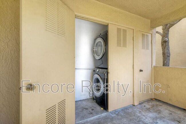 Building Photo - 7349 Calle Cristobal