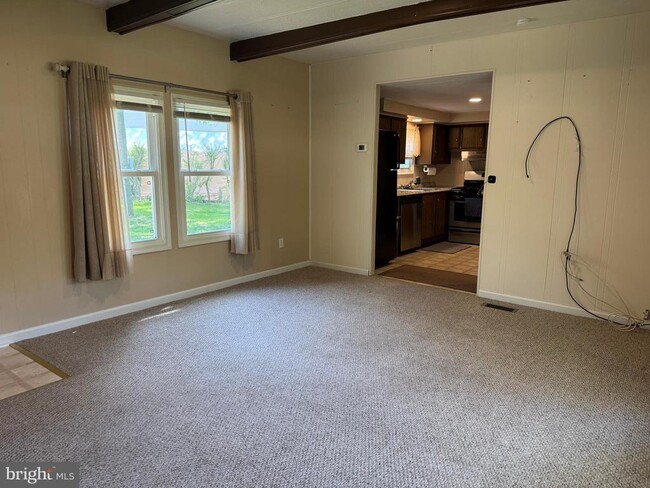 Building Photo - 1433 Hoppa Rd