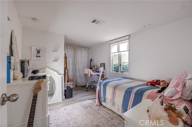 Building Photo - 548 Agate St