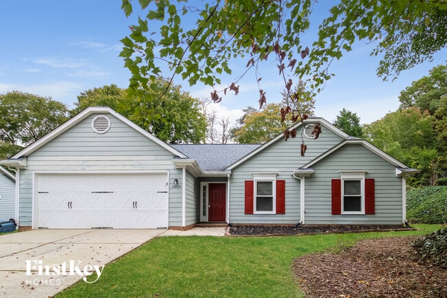 Primary Photo - 5802 Chinaberry Pl