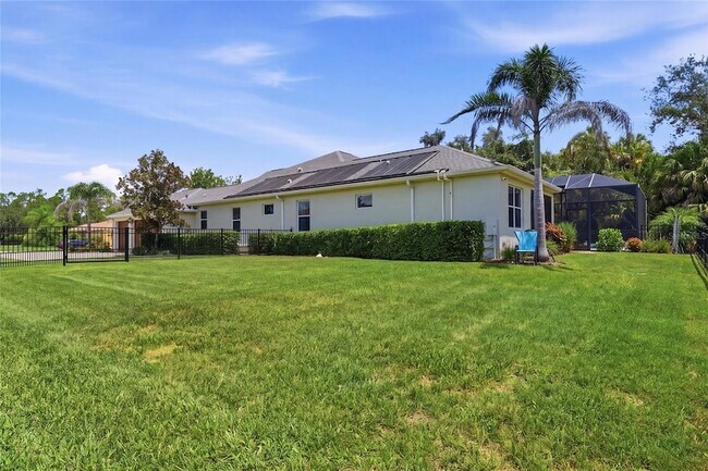 Building Photo - 15449 Mulholland Rd